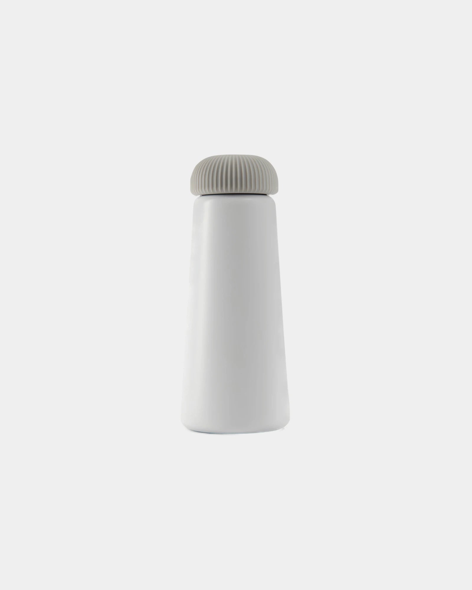 Custom recycled stainless steel Vinga Erie 450ml bottle - White