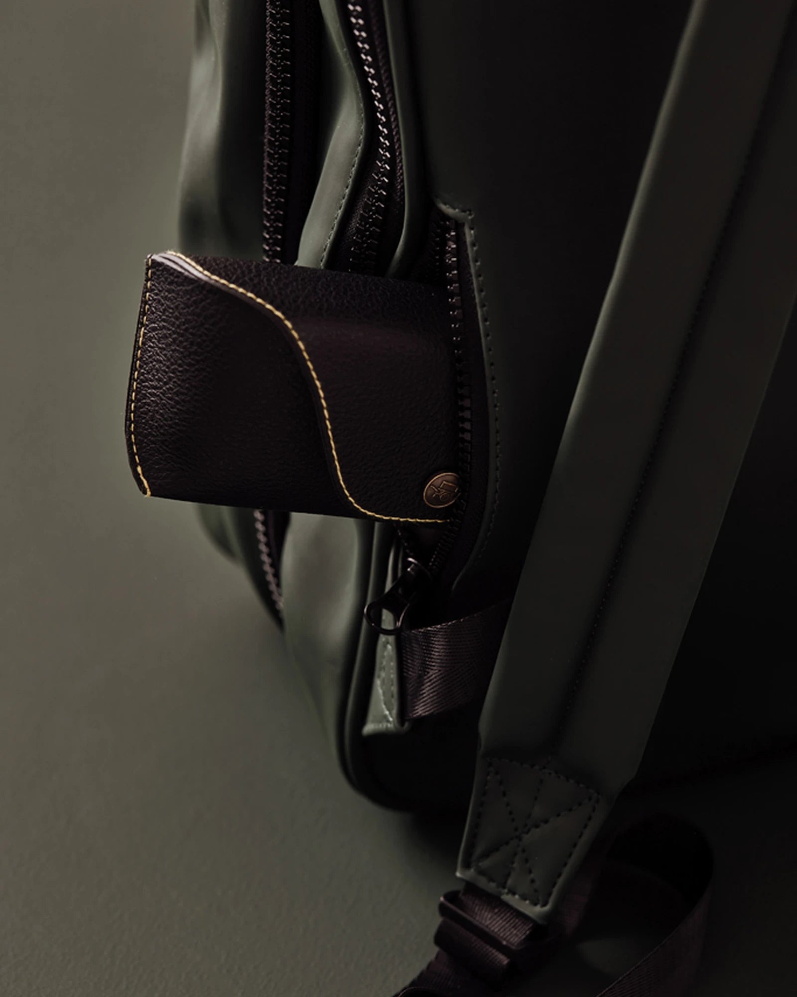 Custom eco-friendly travel backpack Vinga Baltimore - 9