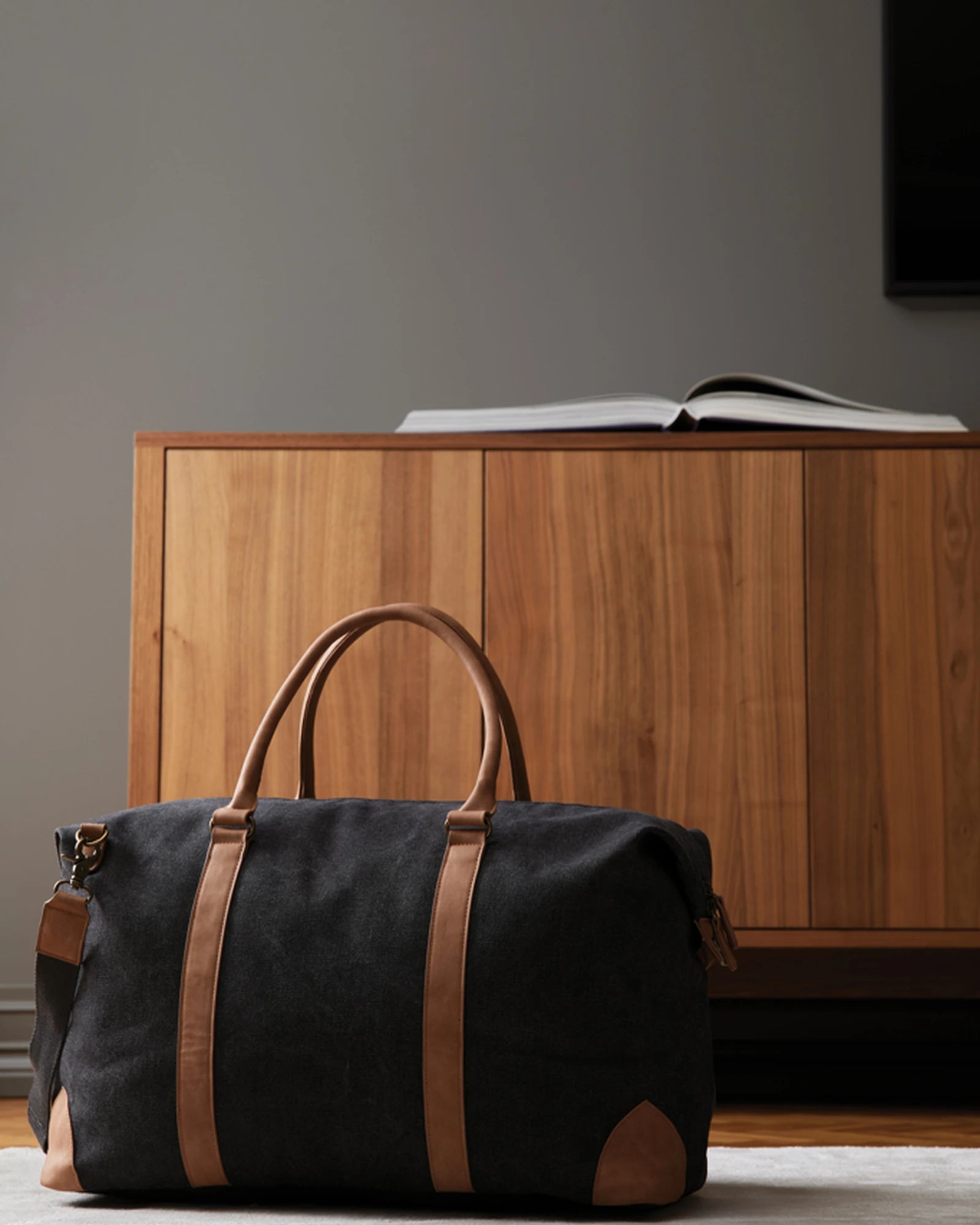 Custom recycled canvas duffle bag Vinga Bosler - 5