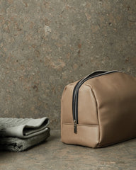 Custom promotional recycled PU travel toiletry bag Vinga Bermond - 14