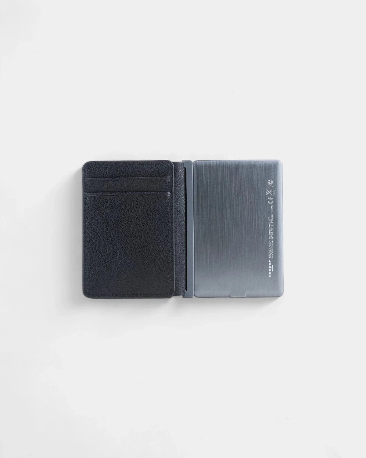 Customizable anti-RFID recycled leather card holder