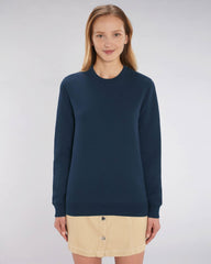 Premium unisex round neck sweatshirt in organic cotton to customize